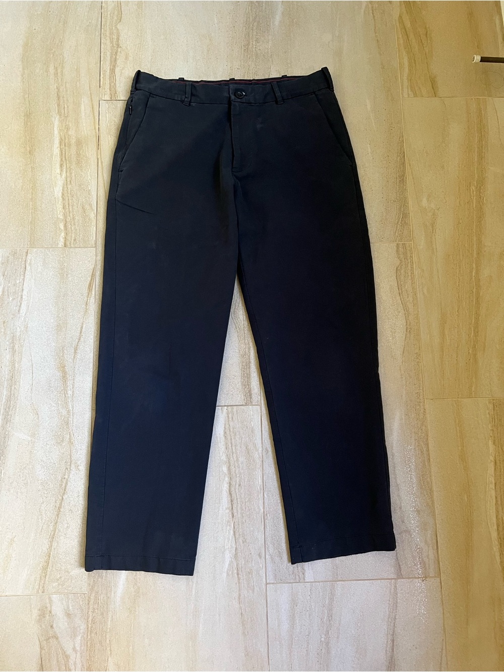 Izod Men's Black Chino Pants